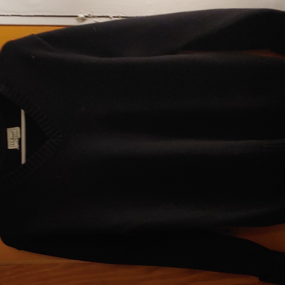 LL Bean sweater - Picture 2 of 4